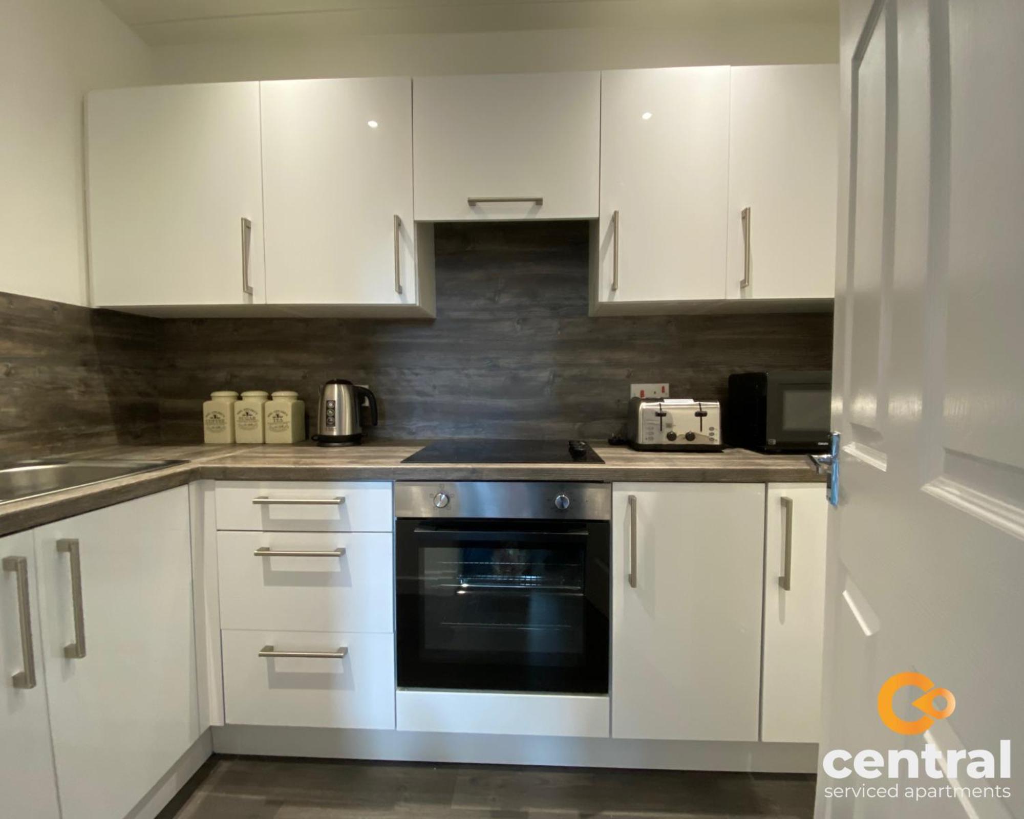 Serviced - 1 Bedroom - Walk Away From Main Attractions - Parking Available - Close To Bus And Train Station - Easy Access To Centre - Wi-fi - Fully Equipped - Monthly-weekly Offers *
