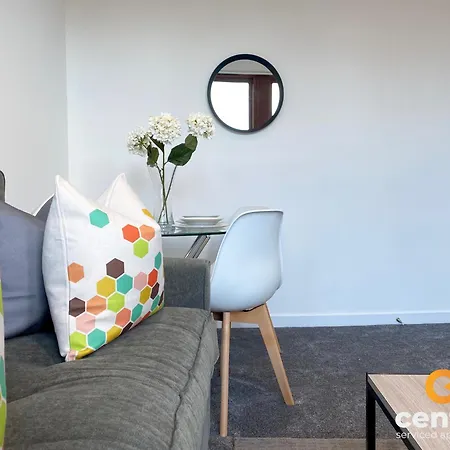 Central Serviced Apartments - 1 Bedroom - Walk Away From Main Attractions - Parking Available - Close To Bus And Train Station - Easy Access To City Centre - Wi-Fi - Fully Equipped - Monthly-Weekly Stay Offers Dundee Buitenkant foto