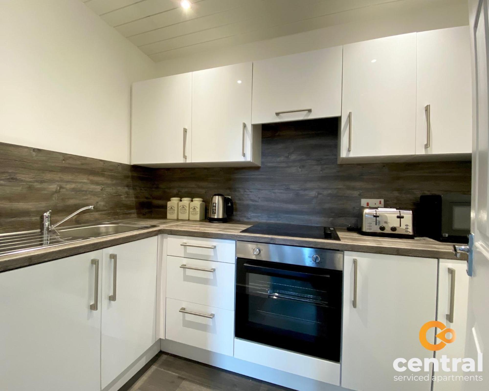Serviced Apartments: City-center Comfort With Parking & Wi-fi Dundee